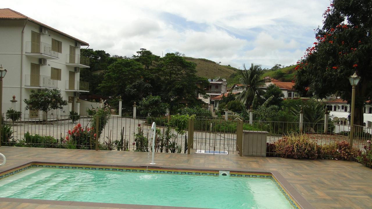 Flats Martinez
